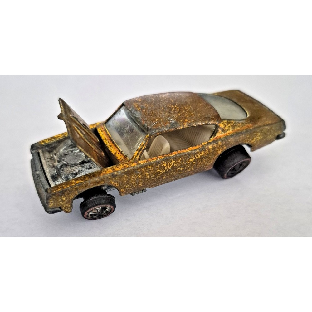Hot Wheels Red Line vtg car Redline Mattel 1967 Custom Barracuda Gold